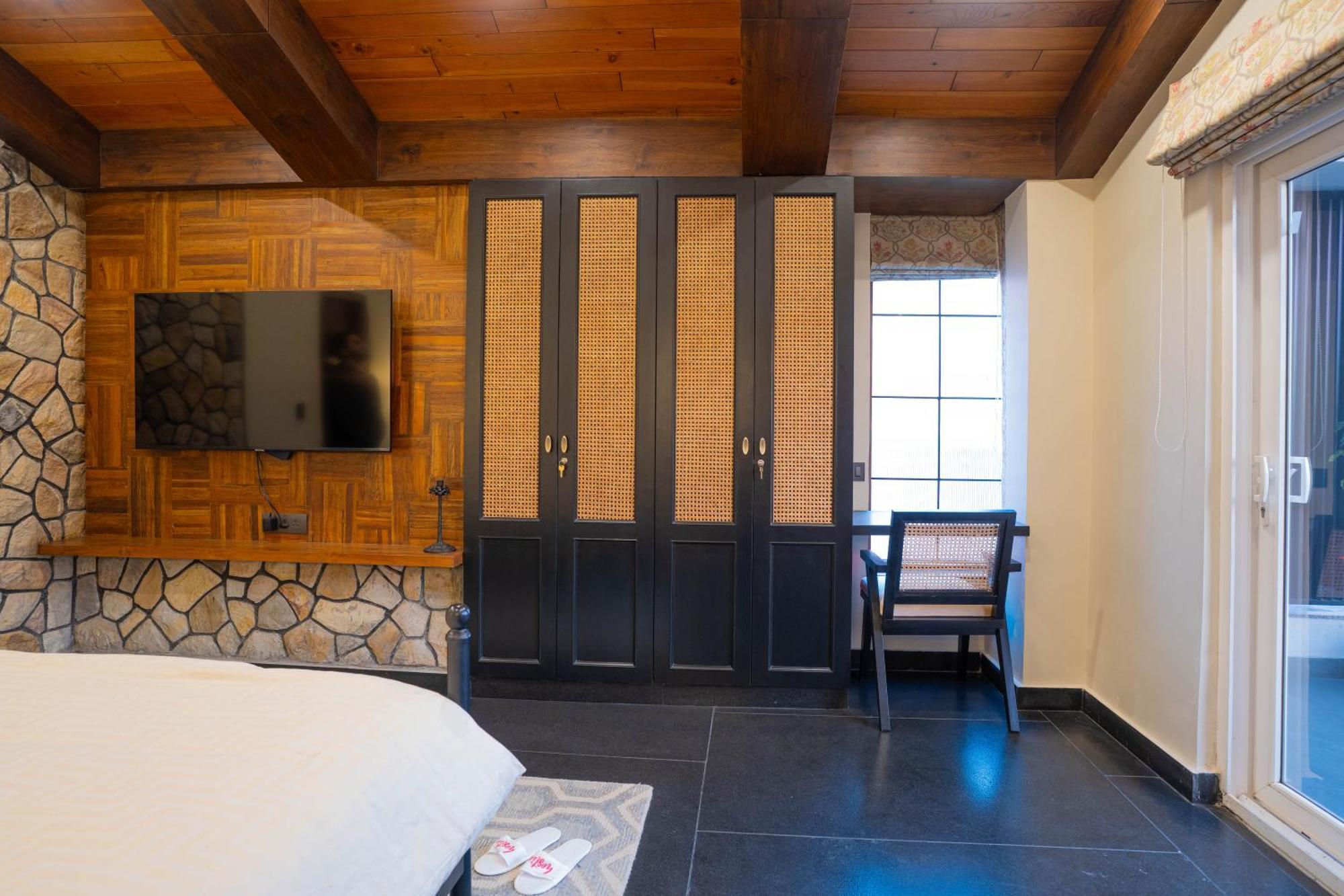 Hostie Vaikuntha - 3Bhk Mountain Villa, Dehradoon 데라둔 외부 사진